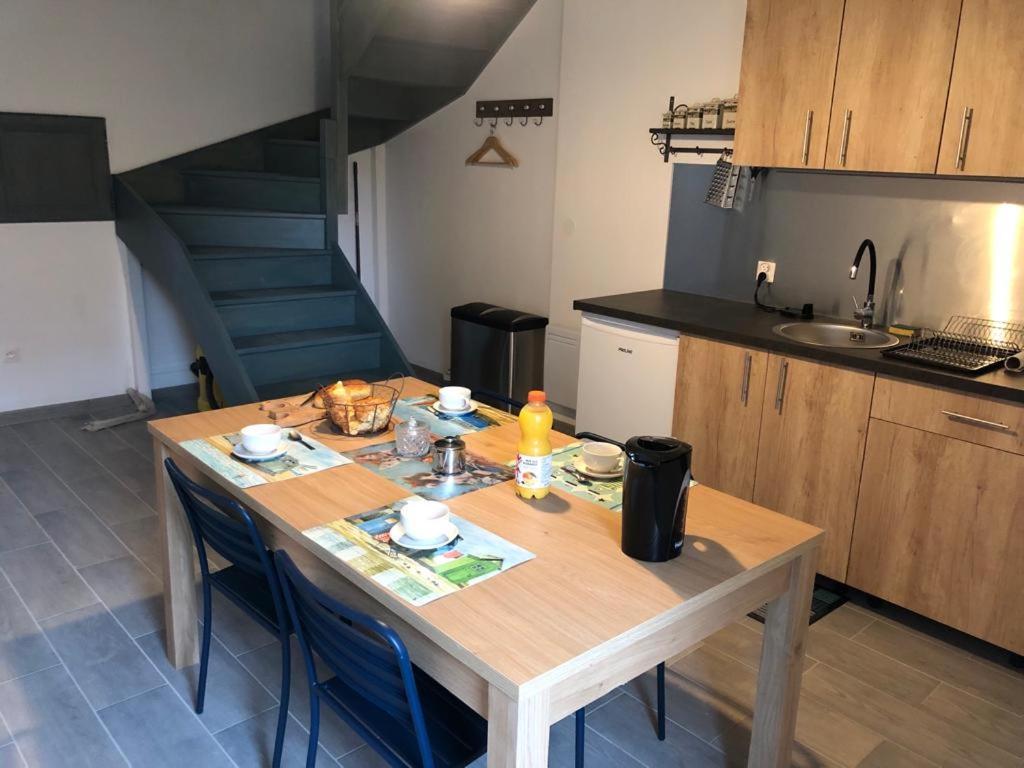 Le Bout Du Monde Bed & Breakfast Bricqueville-sur-Mer Eksteriør bilde